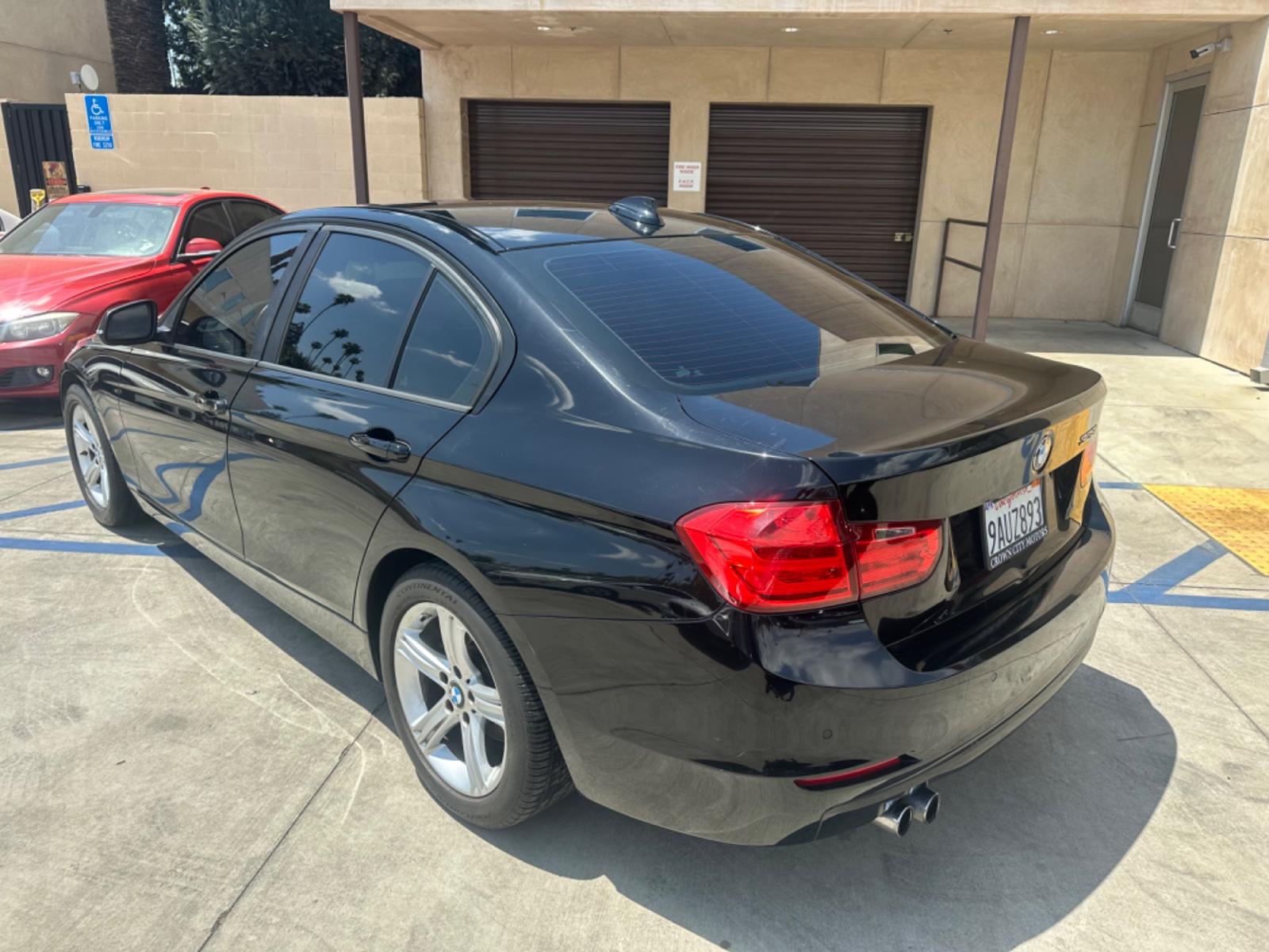 2015 Black Metallic /Black BMW 3-Series 328i SULEV (WBA3C1C58FK) with an 2.0L L4 DOHC 16V engine, 8-Speed Automatic transmission, located at 30 S. Berkeley Avenue, Pasadena, CA, 91107, (626) 248-7567, 34.145447, -118.109398 - Navigation! Leather Seats! Moon-roof! Back up Camera! This 2015 BMW 3-Series 328i SULEV looks and drives well. We can help! We are the bank. All our cars are thoroughly inspected and reconditioned by our technicians. FREE CARFAX report. Stop by or call to speak with our friendly staff. Whether you h - Photo #3